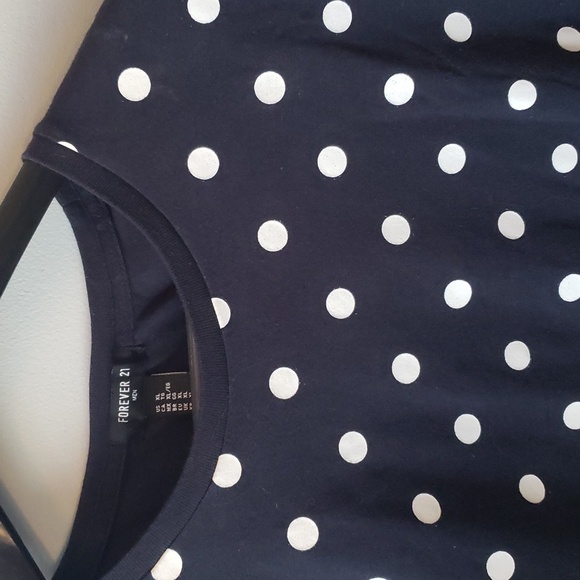 Forever 21 men's tshirt, xl, navy & white polka dots - Picture 3 of 5